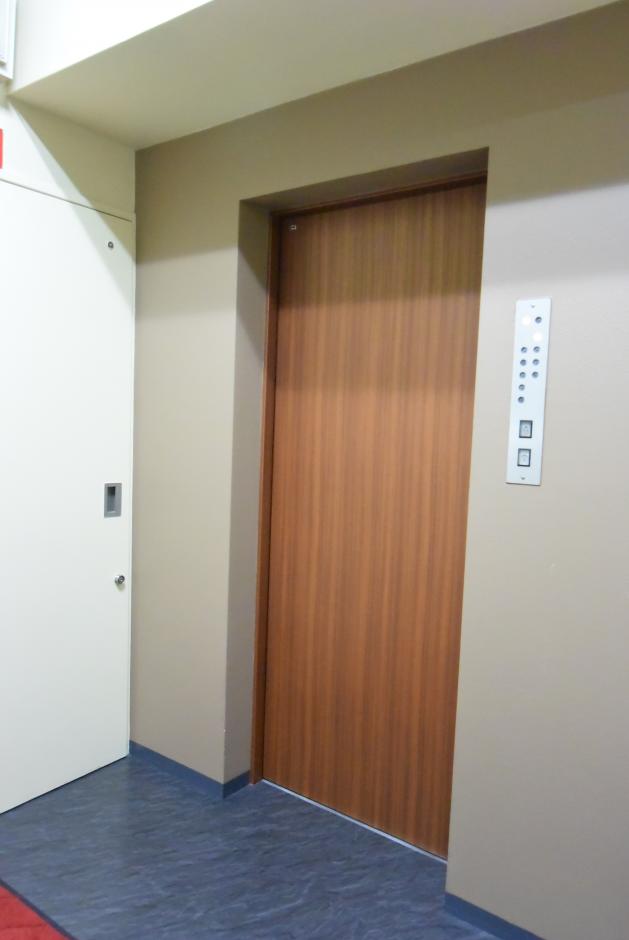 基準階エレベーターホール