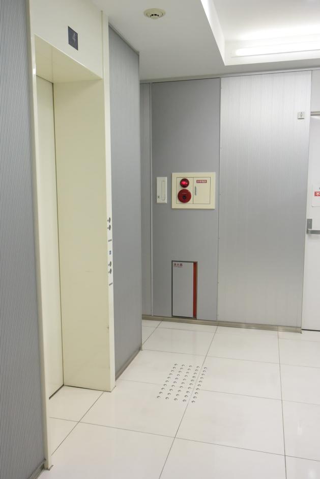基準階エレベーターホール