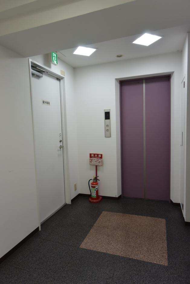 基準階エレベーターホール