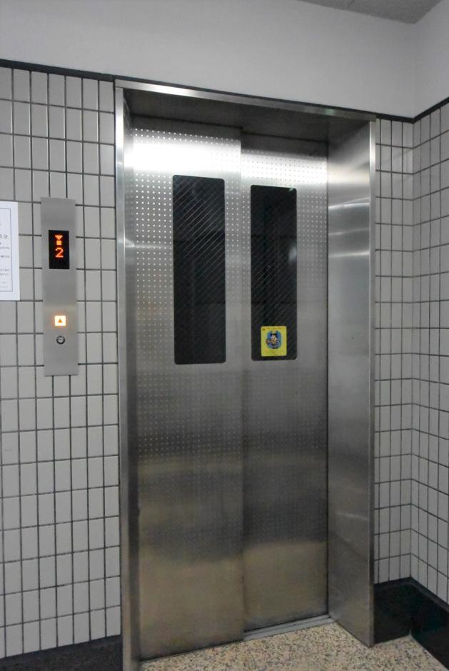 エレベーター