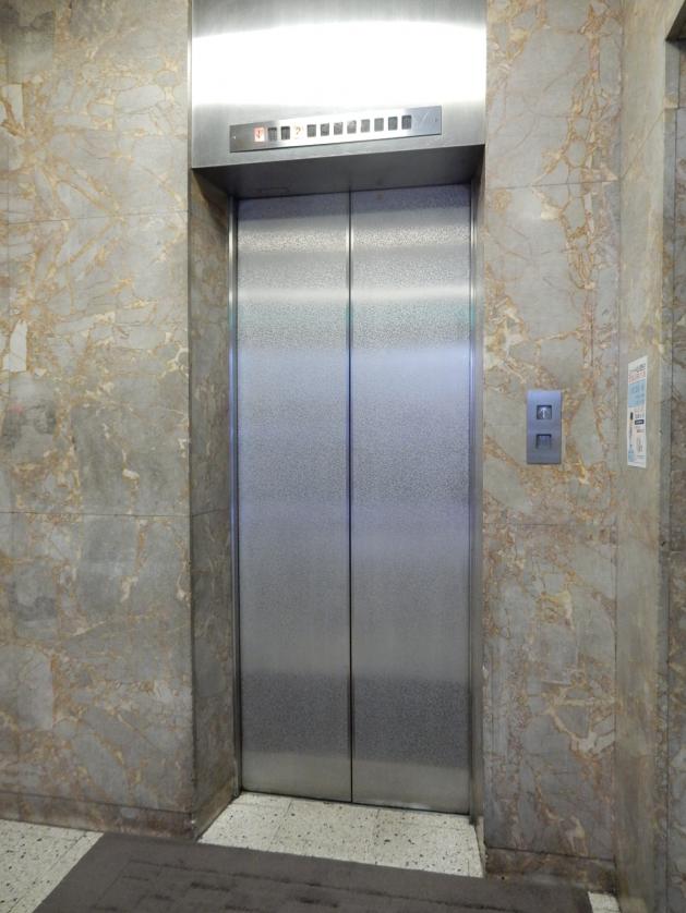 エレベーター