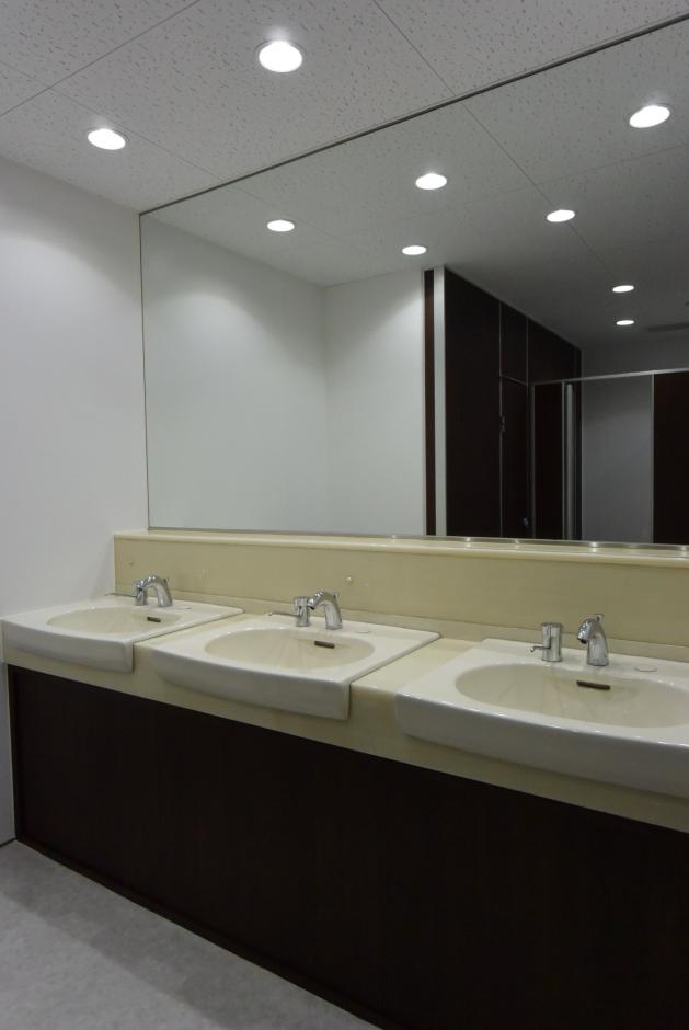 トイレ(女子)手洗い場