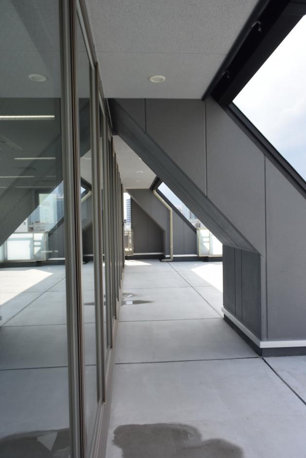 ルーフバルコニー