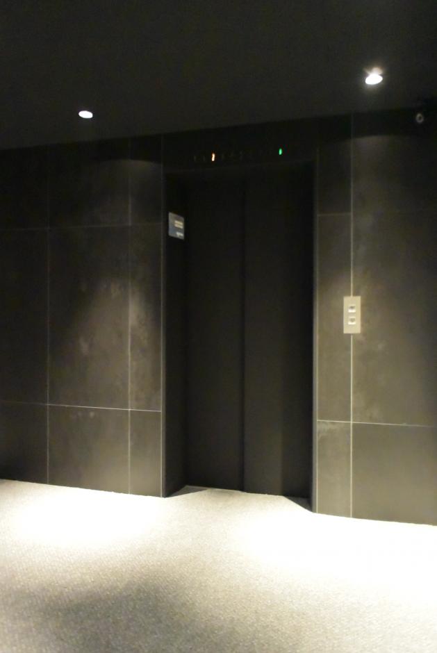 基準階エレベーターホール