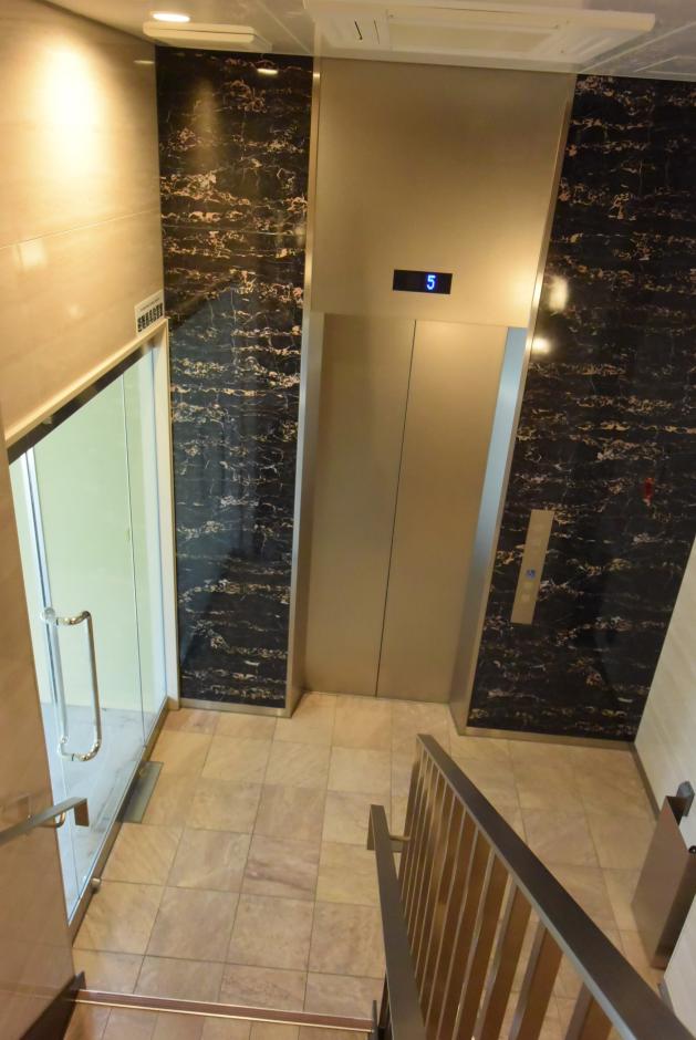 エレベーターホール