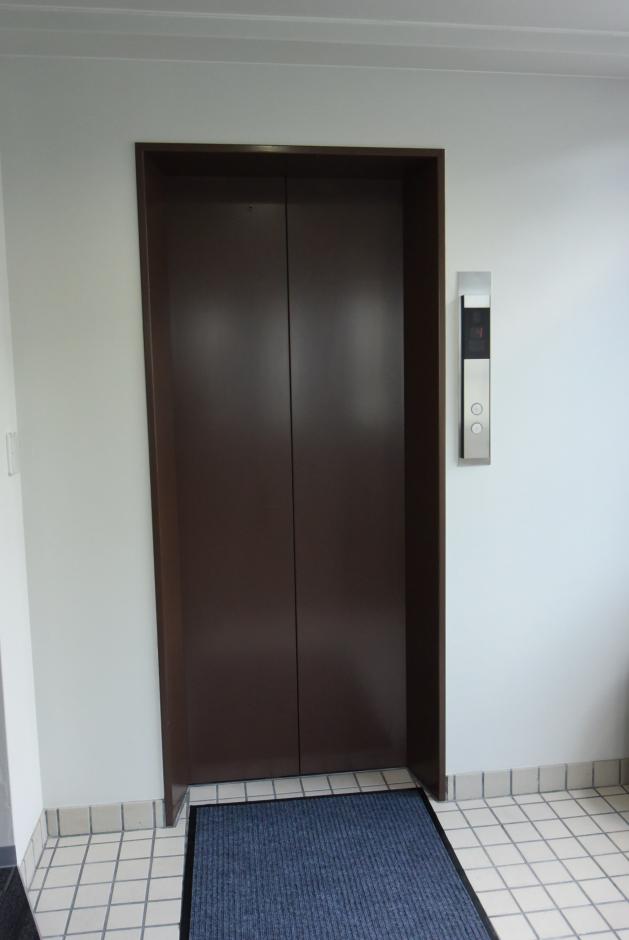 基準階エレベーター