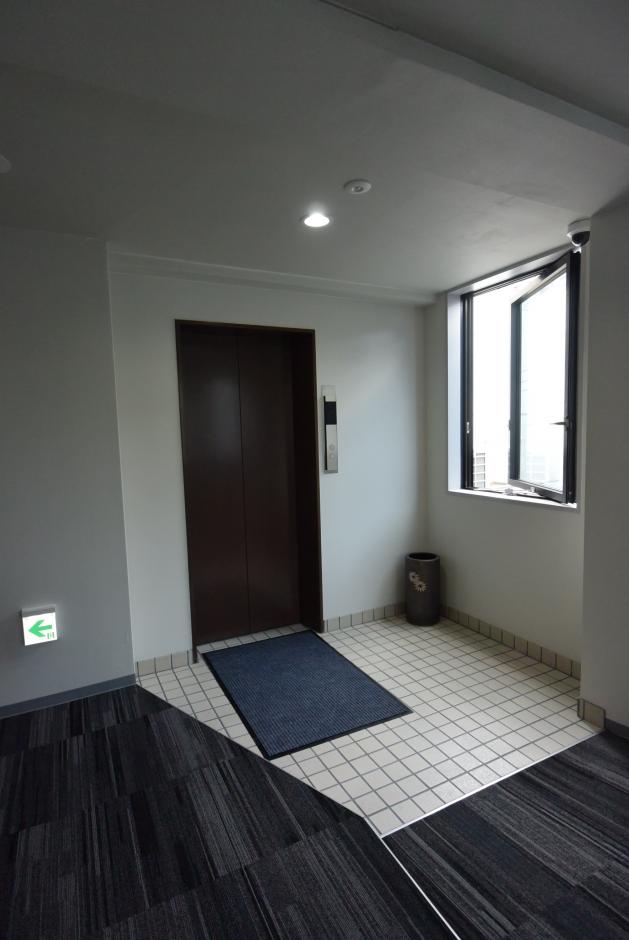 基準階エレベーターホール