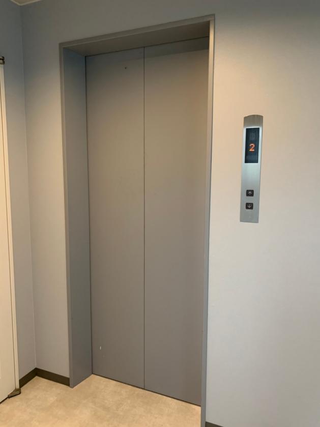 基準階エレベーター